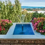 4 Bedroom Beautiful In Mravinci * Mravince