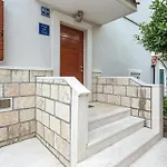 4 Bedroom Beautiful In Mravinci Mravince